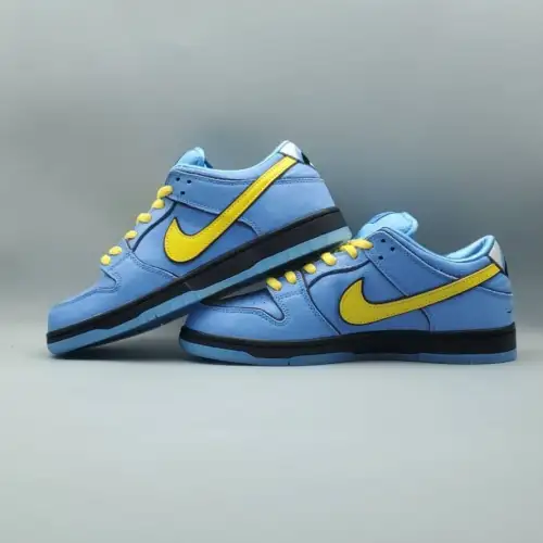 The Powerpuff Girls Dunk Low SB x Dunk Low Pro SB QS 'Bubbles'