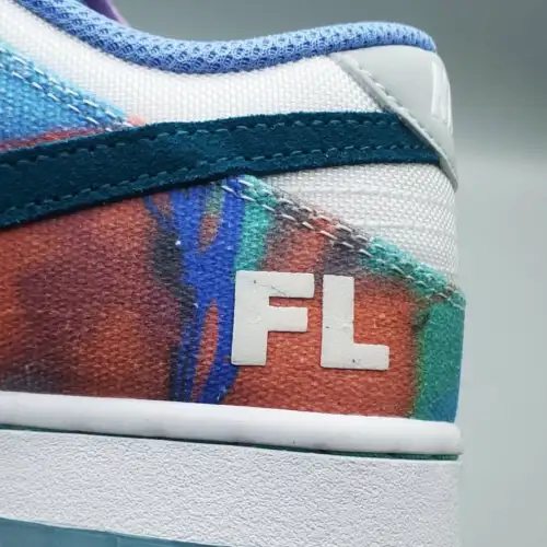 Futura Dunk Low SB Laboratories x Dunk Low SB 'Bleached Aqua'