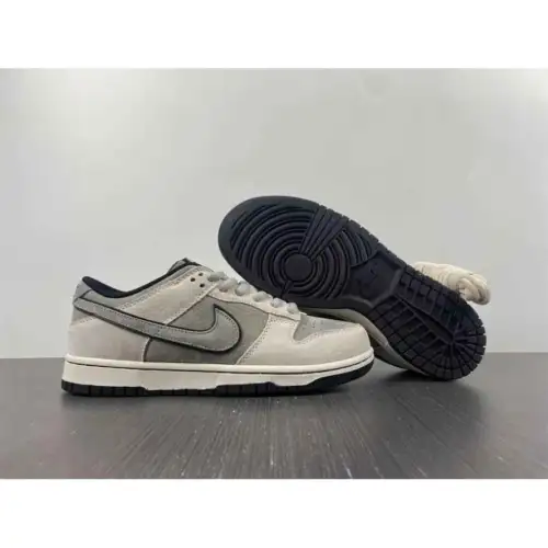 Otomo Katsuhiro x Nike SB Dunk Low 'Steamboy OST White Black' 