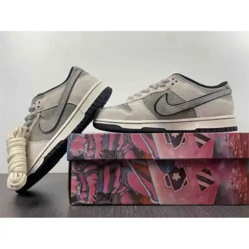 Otomo Katsuhiro x Nike SB Dunk Low 'Steamboy OST White Black' 