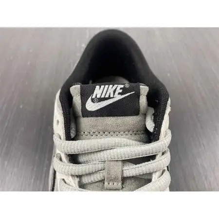 Otomo Katsuhiro x Nike SB Dunk Low 'Steamboy OST White Black' 