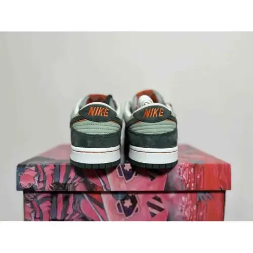 Otomo Katsuhiro x Steamboy OST Green Orange Nike SB Dunk Low 'Steamboy OST Green Orange'
