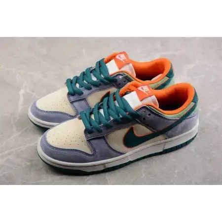 Otomo Katsuhiro x Nike SB Dunk Low 'Steamboy OST Orange Green'
