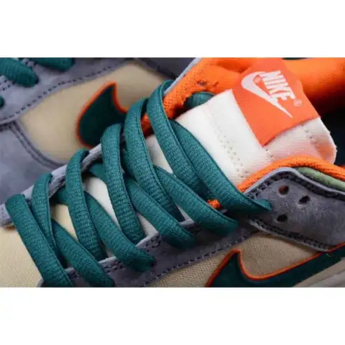 Otomo Katsuhiro x Nike SB Dunk Low 'Steamboy Steamboy OST Orange Green OST Orange Green'