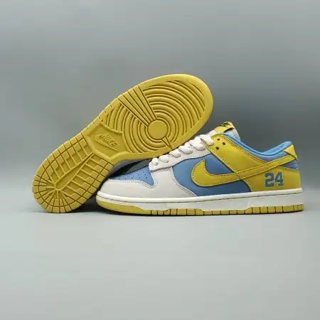 Dunk Low 'Kobe'