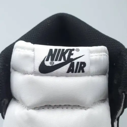 Air Jordan Air Jordan 1 1 Retro High OG 'Black White'