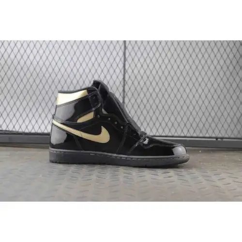 Air Jordan 1 Retro High OG 'Black Air Jordan 1 Metallic Gold'