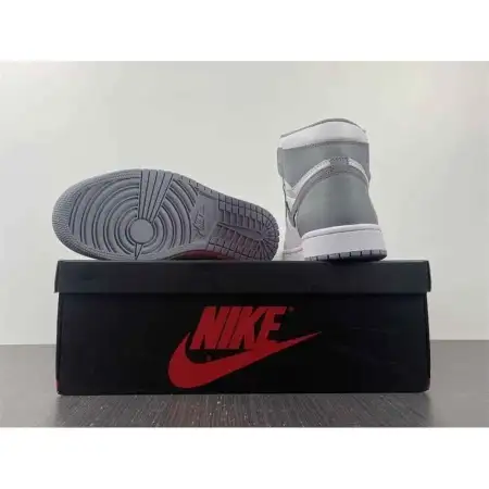 Air Jordan 1 Retro High OG Air Jordan 1 'Stealth'