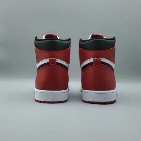 Air Jordan 1 Air Jordan 1 Retro High OG 'Chicago' 2015