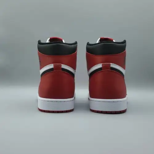 Air Jordan 1 Air Jordan 1 Retro High OG 'Chicago' 2015