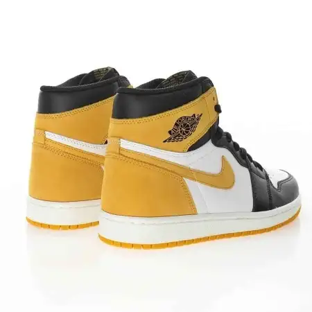 Air Jordan 1 Retro High OG 'Best Hand in Air Jordan 1 the Game - Yellow Ochre'