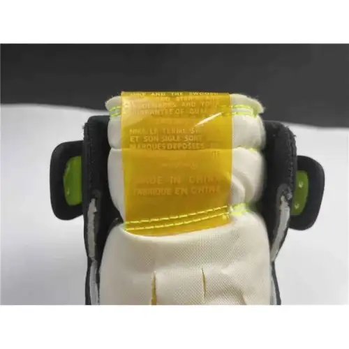 Air Jordan 1 Retro High OG 'Volt Gold' 