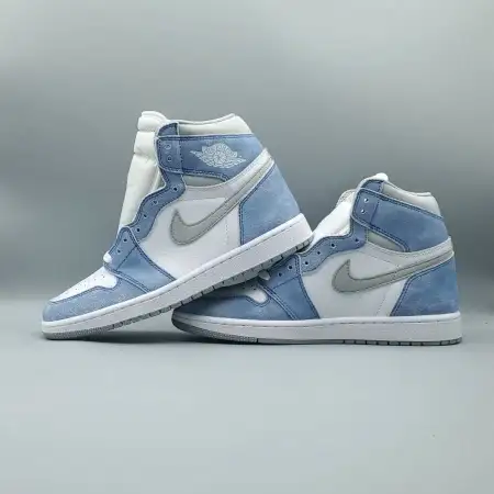 Air Jordan 1 Air Jordan 1 Retro High OG 'Hyper Royal'
