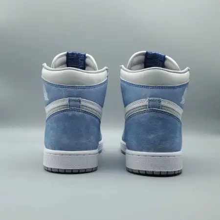Air Jordan 1 Air Jordan 1 Retro High OG 'Hyper Royal'