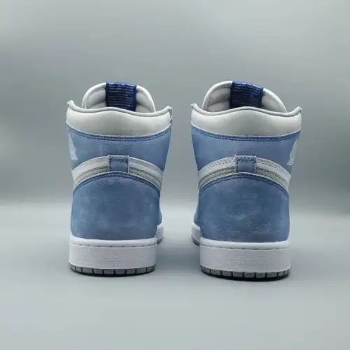 Air Jordan 1 Air Jordan 1 Retro High OG 'Hyper Royal'
