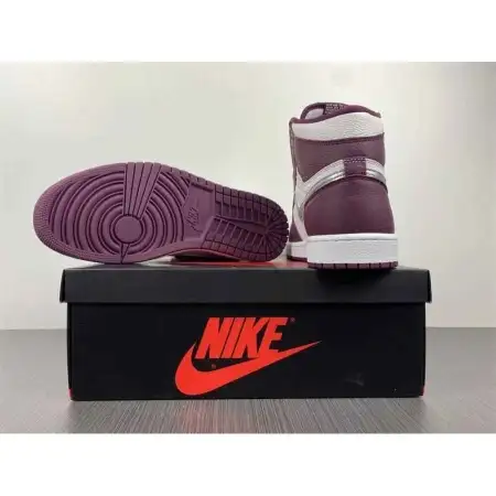 Air Jordan 1 Retro High OG Air Jordan 1 'Bordeaux'