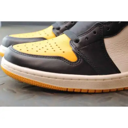 Air Air Jordan 1 Jordan 1 Retro High OG 'Yellow Toe'