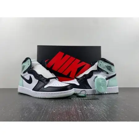 Air Jordan 1 NRG Retro High OG NRG 'Igloo'