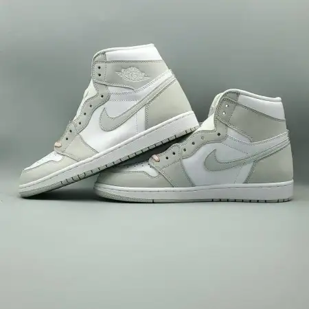 Wmns Air Jordan Air Jordan 1 1 Retro High OG 'Seafoam'