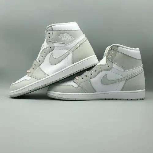 Wmns Air Jordan Air Jordan 1 1 Retro High OG 'Seafoam'