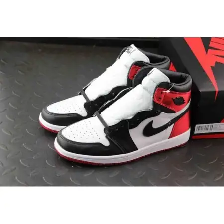 Wmns Air Jordan 1 Retro High 'Satin Black Toe' B8EB61527