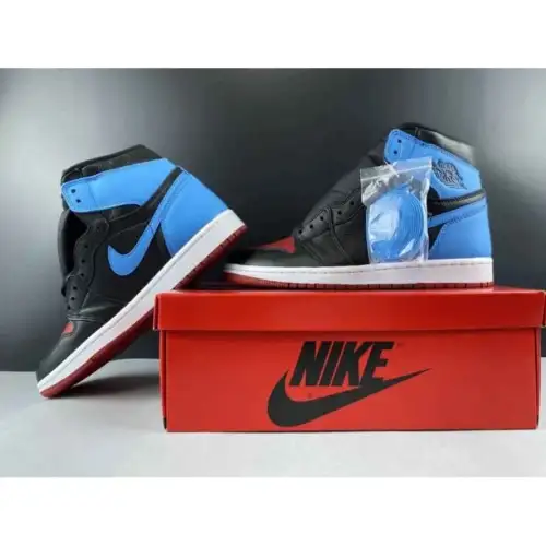 Wmns Air Jordan Air Jordan 1 1 High OG 'UNC To Chicago'