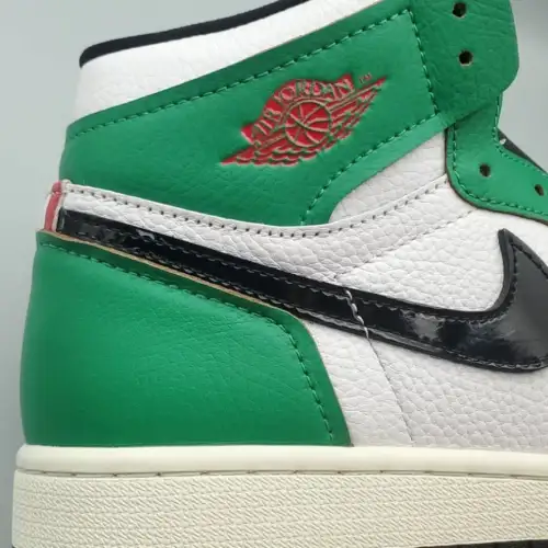 Wmns Air Jordan 1 Retro High OG 'Lucky Green'