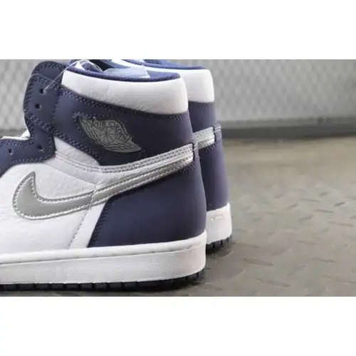 Air Jordan 1 Retro High co.JP Air Jordan 1 'Midnight Navy' 2020