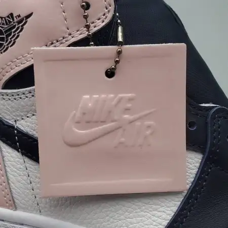 Wmns Air Jordan 1 Retro High OG SE 'Bubble Air Jordan 1 Gum'