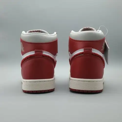 Wmns Air Jordan 1 High OG Air Jordan 1 'Newstalgia Chenille'