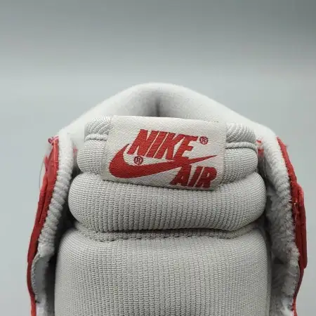 Wmns Air Jordan 1 High OG Air Jordan 1 'Newstalgia Chenille'