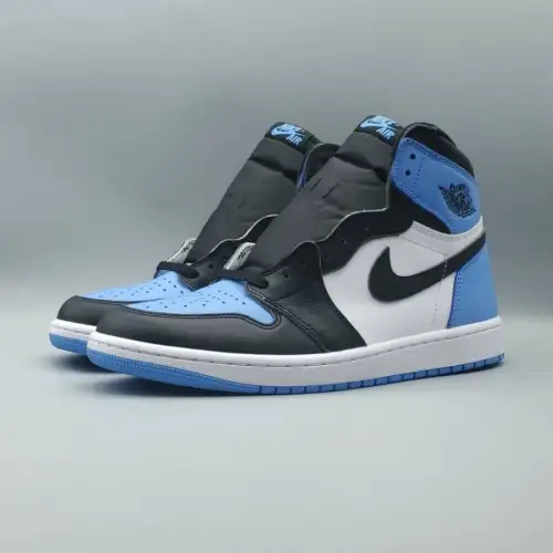 Air Jordan 1 Retro High OG 'UNC Air Jordan 1 Toe'