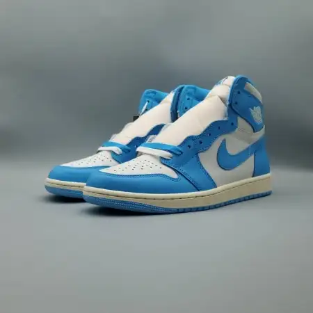 Air Jordan 1 Retro High OG 'UNC Reimagined'