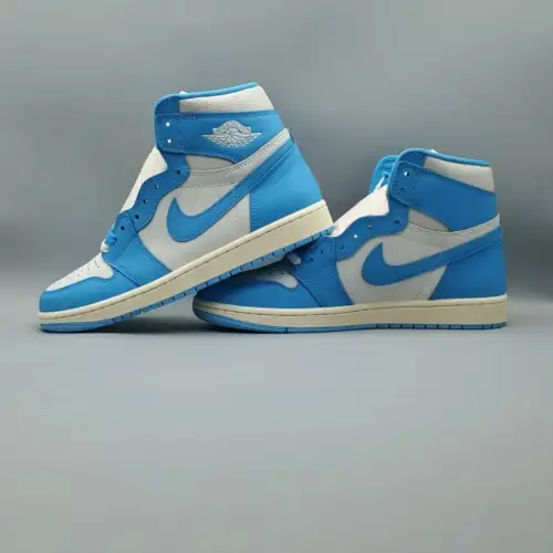 Air Jordan 1 Retro High OG 'UNC Reimagined'