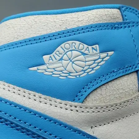 Air Jordan 1 Retro High OG 'UNC Reimagined'