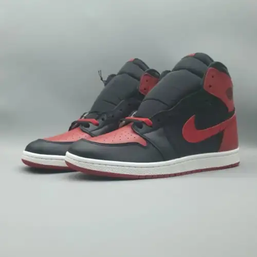 Air Jordan 1 Retro High '85 Bred  Banned OG 'Bred  Banned' 2025