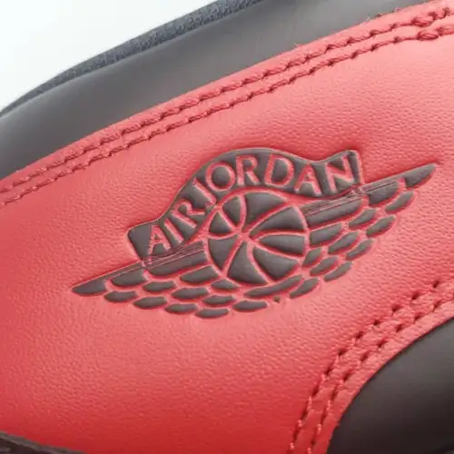 Air Jordan 1 Retro High '85 Bred  Banned OG 'Bred  Banned' 2025