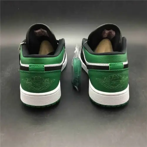 Air Jordan 1 Air Jordan 1 Low 'Mystic Green'