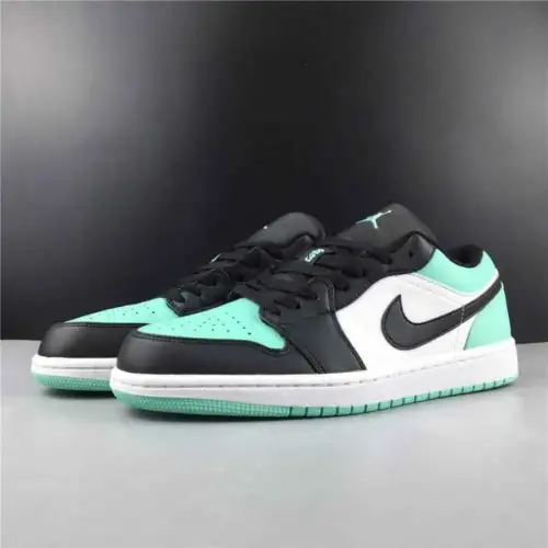 Air Jordan 1 Air Jordan 1 Retro Low 'Emerald'
