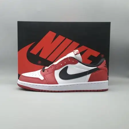 Air Jordan 1 Retro Low OG Air Jordan 1 'Chicago'