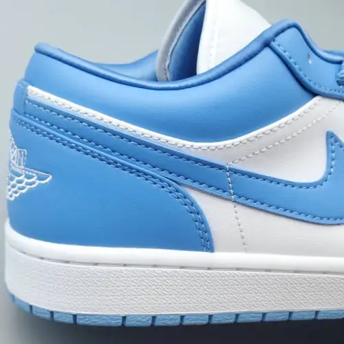 Wmns Air Air Jordan 1 Jordan 1 Low 'UNC'