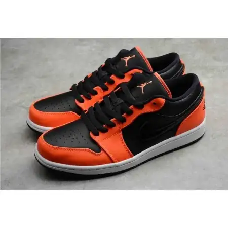 Air Jordan 1 Low SE 'Black Turf Orange' 5F747517