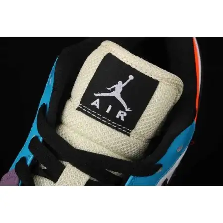 Wmns Air Air Jordan 1 Jordan 1 Low SE 'Lightbulb'