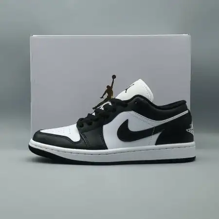 Wmns Air Jordan 1 Air Jordan 1 Low 'Panda'