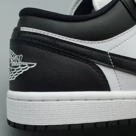 Wmns Air Jordan 1 Air Jordan 1 Low 'Panda'