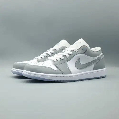 Wmns Air Jordan 1 Low 'White Air Jordan 1 Wolf Grey'