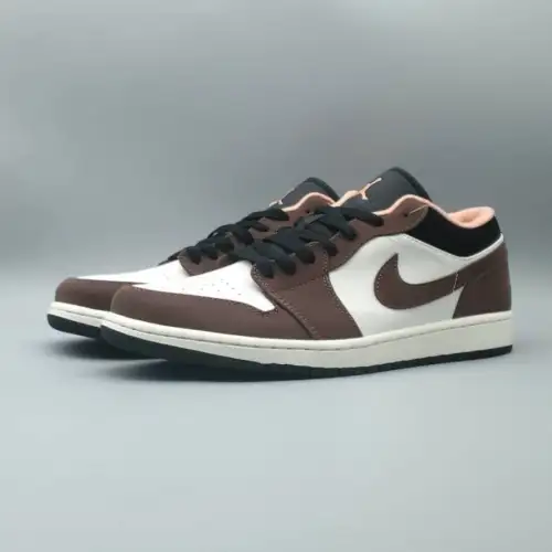 Air Jordan 1 Air Jordan 1 Low 'Mocha'