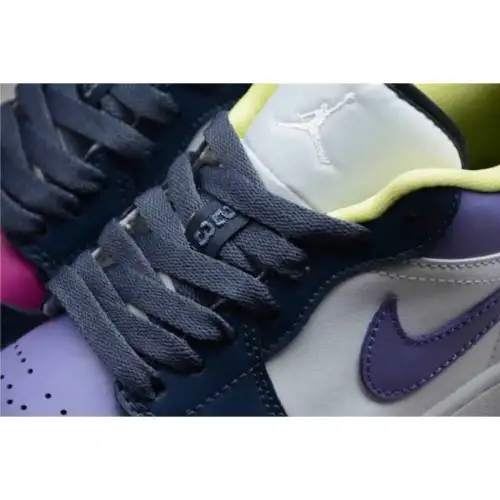 Wmns Air Jordan 1 Low SE 'Mismatched -  Mismatched Purple Magenta'