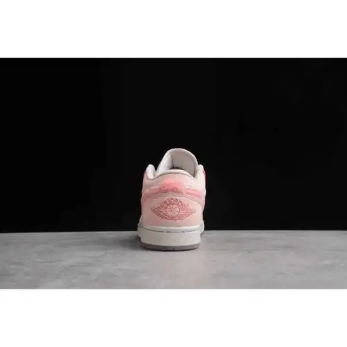 Wmns Air Jordan Air Jordan 1 1 Low SE 'Mighty Swooshers'