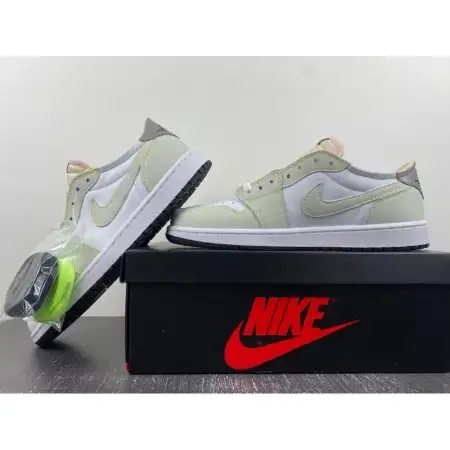 Air Jordan 1 Low OG Air Jordan 1 'Ghost Green'
